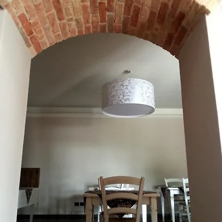 Dimora Cortese Castagnole delle Lanze