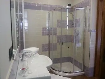 Dimora Cortese Bed & Breakfast 3*