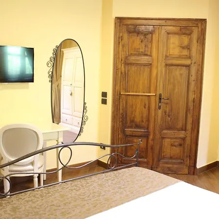 Dimora Cortese 3* Castagnole delle Lanze